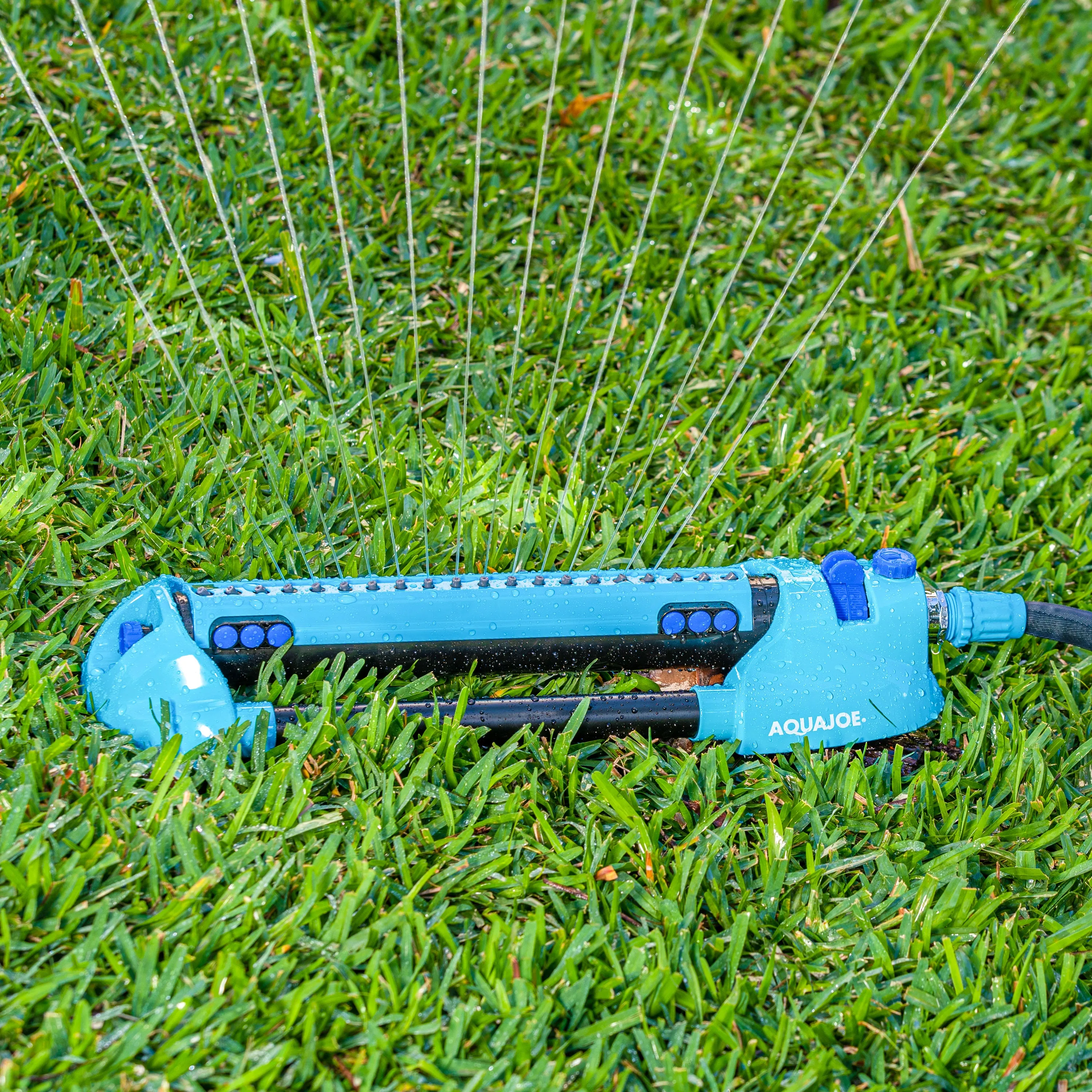 Aqua Joe AJ-OMS20-BRS Indestructible Metal Base Oscillating Sprinkler | Customizable Coverage | 4973 sq ft Max Coverage