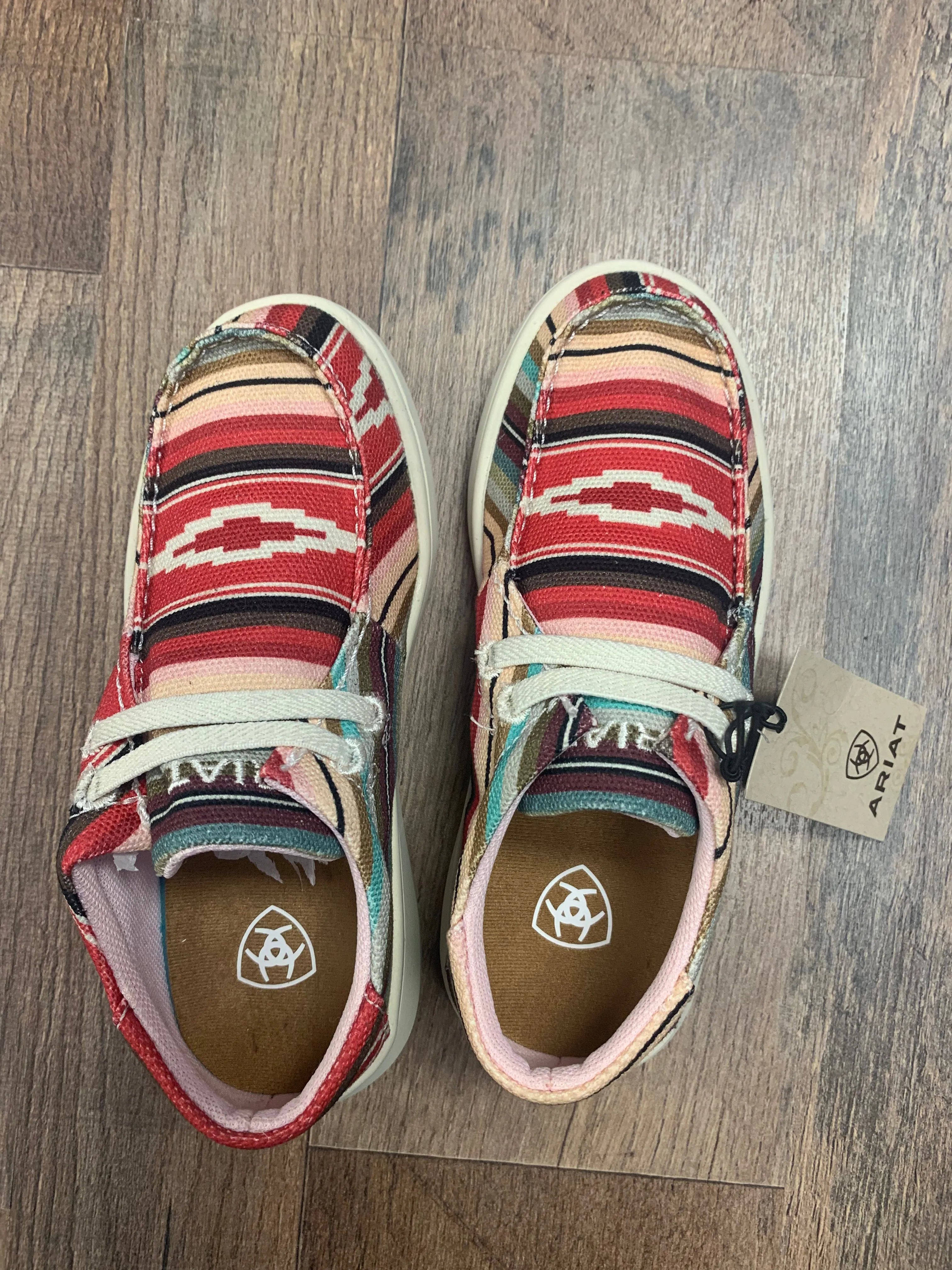 ARIAT CRUISER PASTEL SERAPE FLX FOAM LACE-UP CASUAL HILO - ROUND TOE