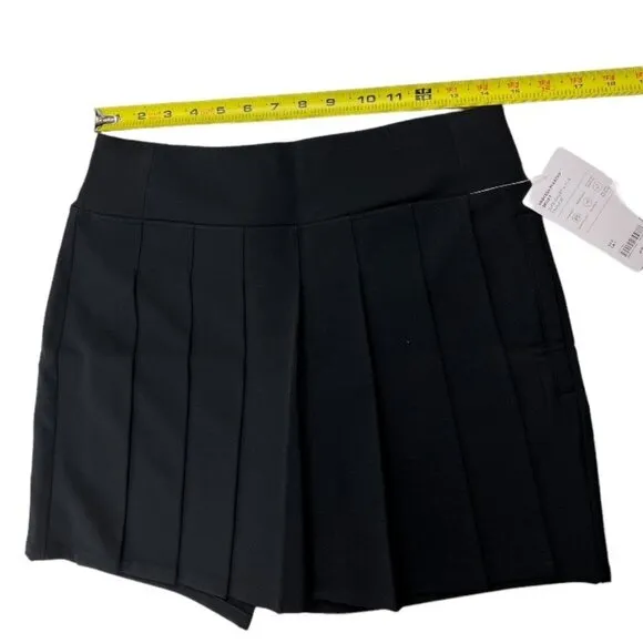 Athleta Endless Pleated Black Moisture Wicking Skort Size 8 NWT MSRP $79