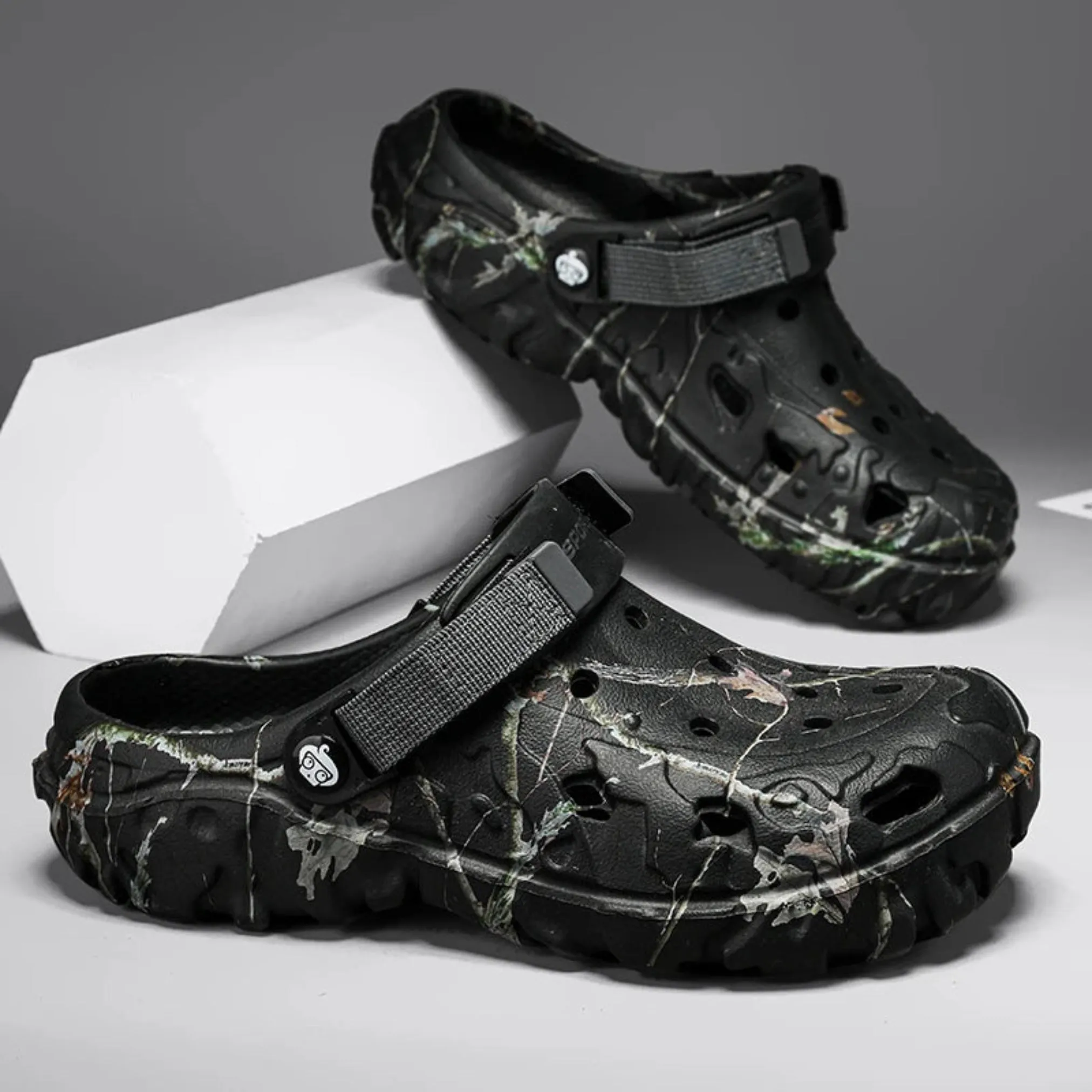 BreezeStep Men’s Summer Sandals -Summer Men's Sandals New Home Garden Shoes Comfortable and Lightweight Men Slippers Non-Slip Soft Bottom Flip Flop Sandals