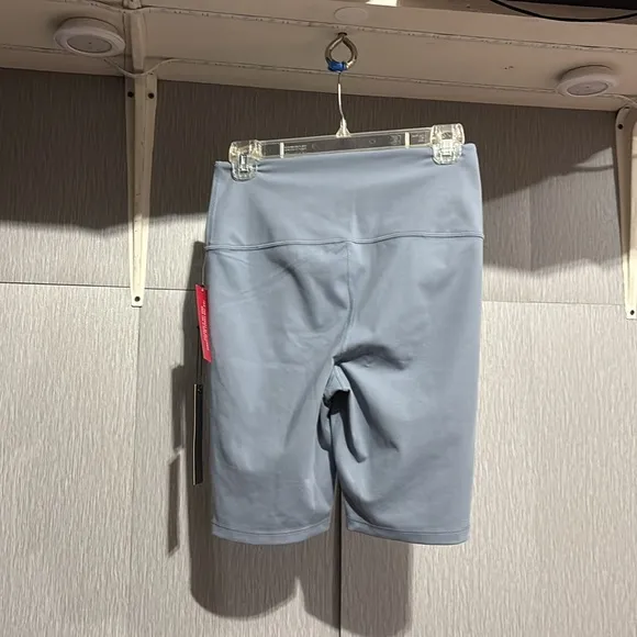CARBON 38 bike shorts NWT