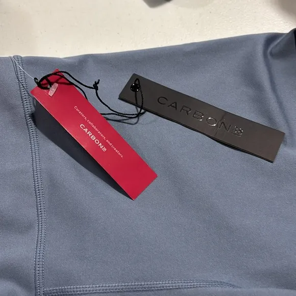 CARBON 38 bike shorts NWT