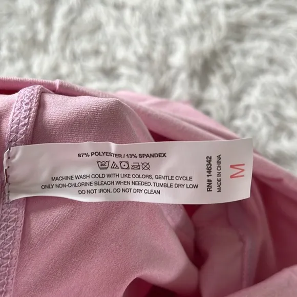 Catherine Malandrino 2 piece set Sports bra &amp; Biker shorts in Pink size Medium