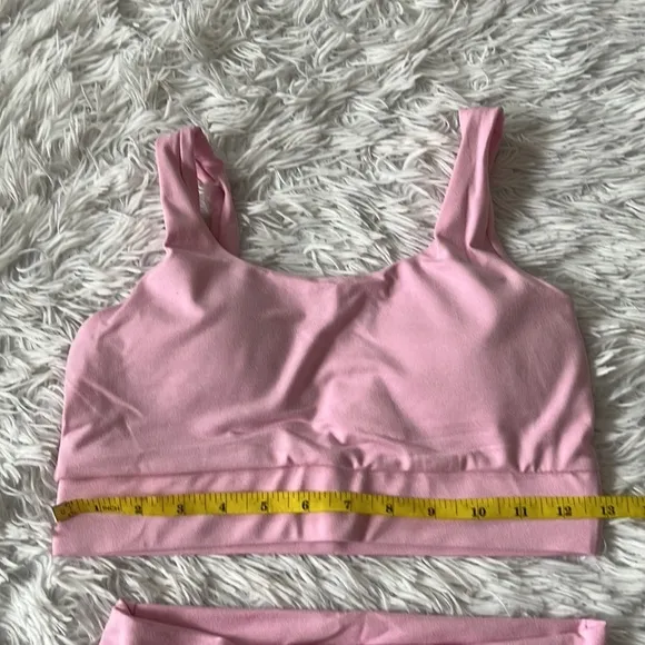 Catherine Malandrino 2 piece set Sports bra &amp; Biker shorts in Pink size Medium