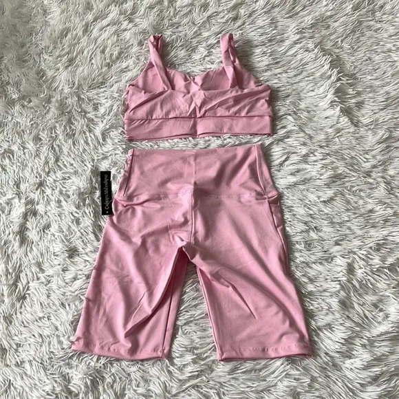 Catherine Malandrino 2 piece set Sports bra &amp; Biker shorts in Pink size Medium