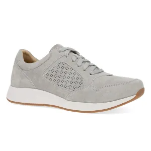 Catie (Grey)