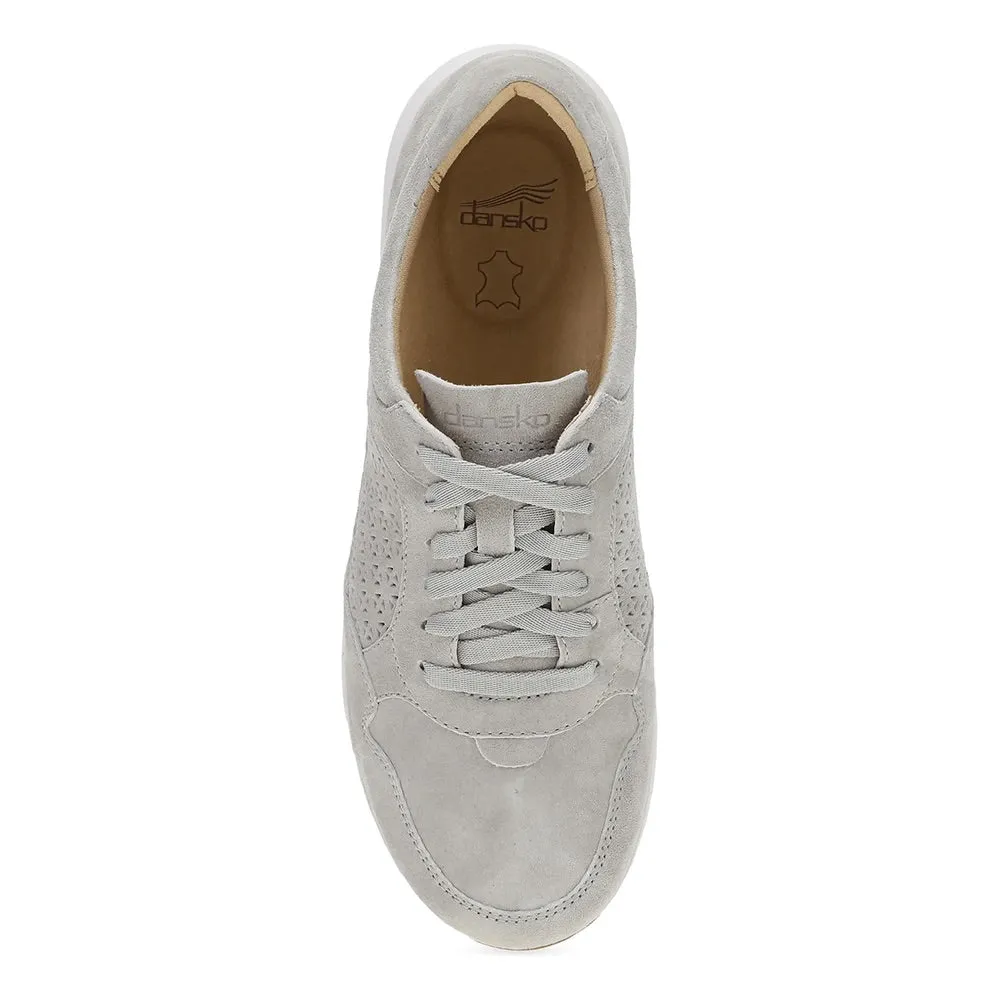 Catie (Grey)