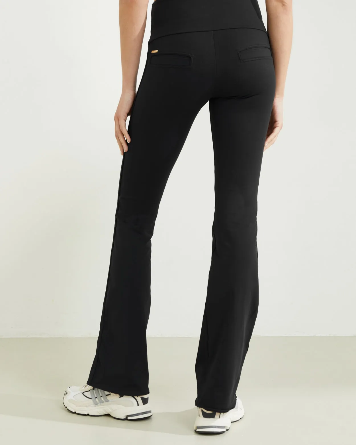 Celine Flared Leggings | Black