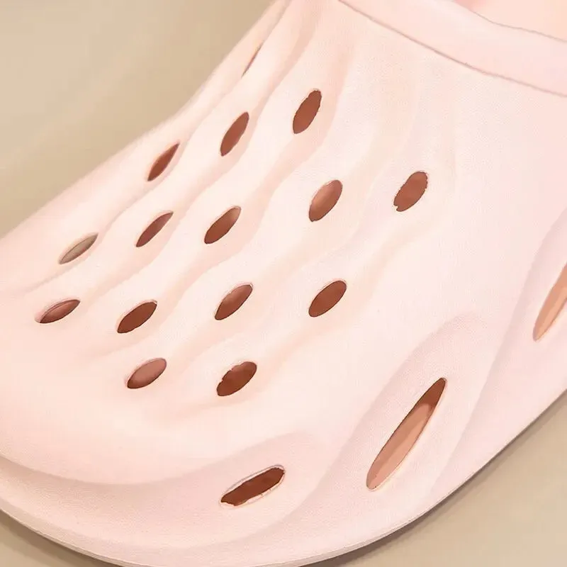 Clogs Women Sandals Summer Casual EVA Lightweight Outdoor Women's Shoes Anti Slip Thick Sole Beach Slides Couple Garden Shoes