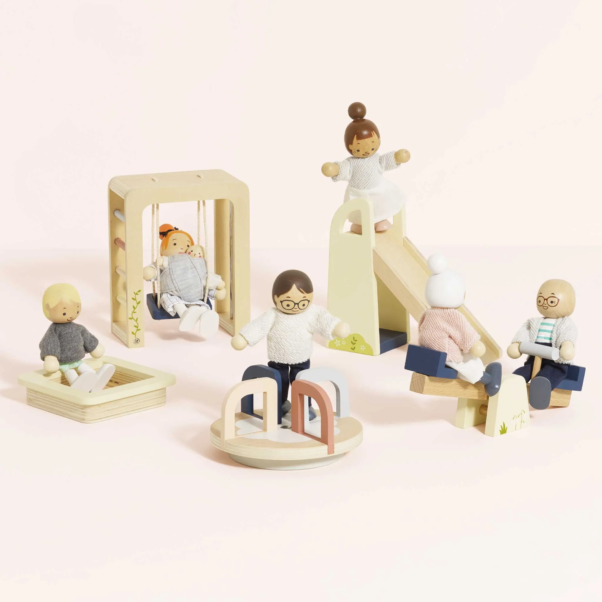 Dolls House Outdoor Play Furniture