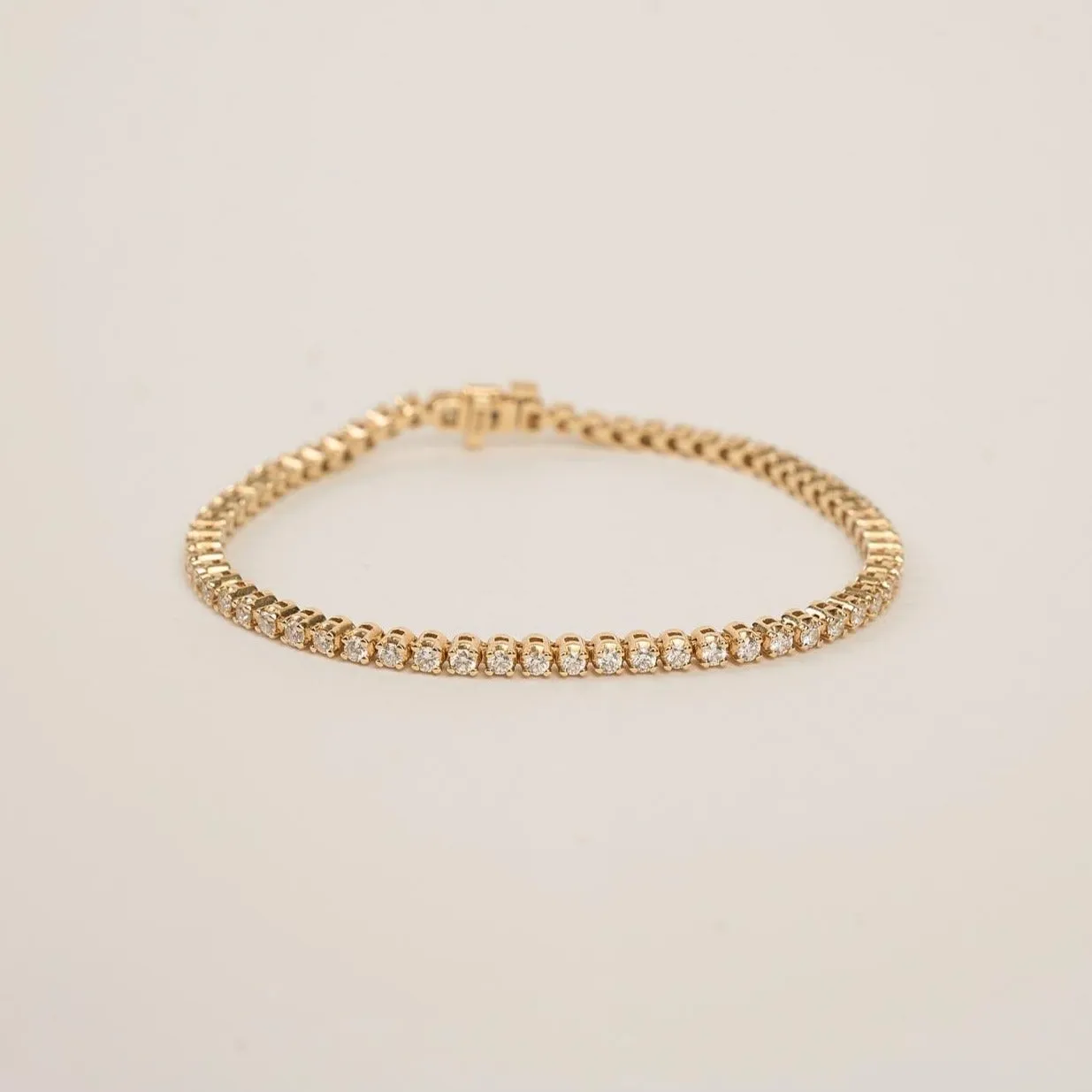 ESSENCE DIAMOND TENNIS BRACELET