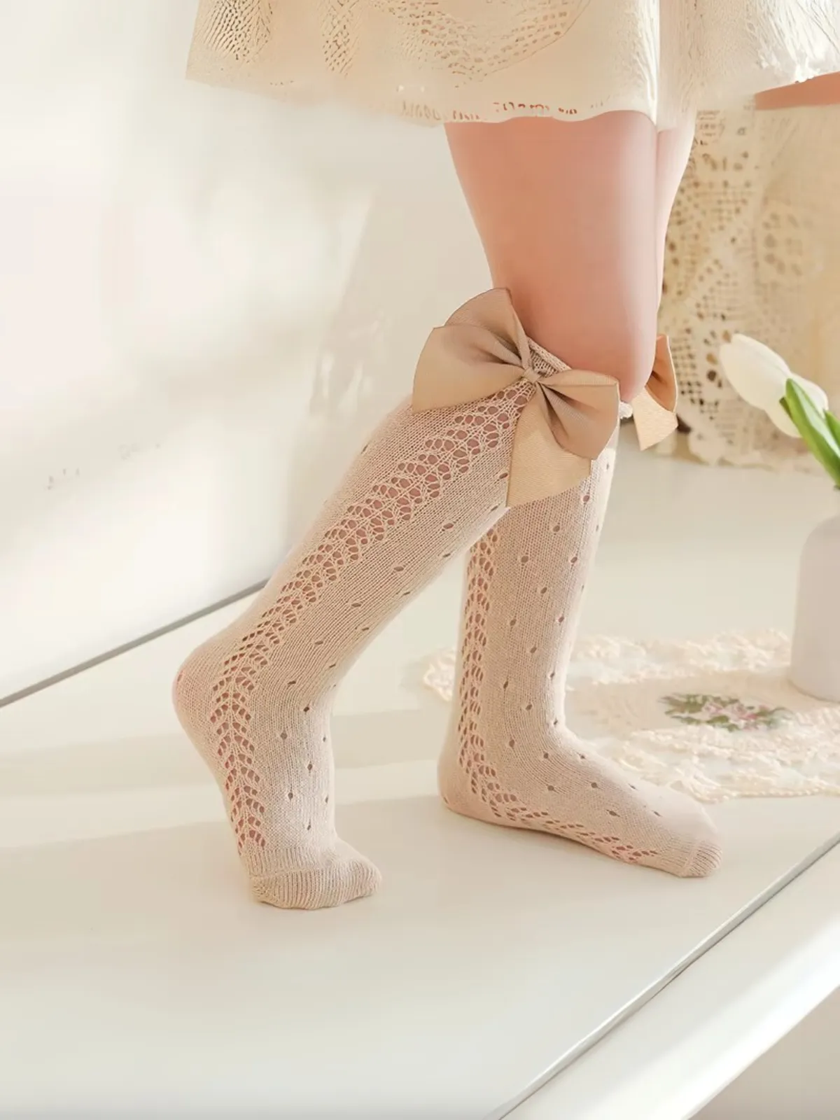 Eye Love You Eyelet Knee-High Socks