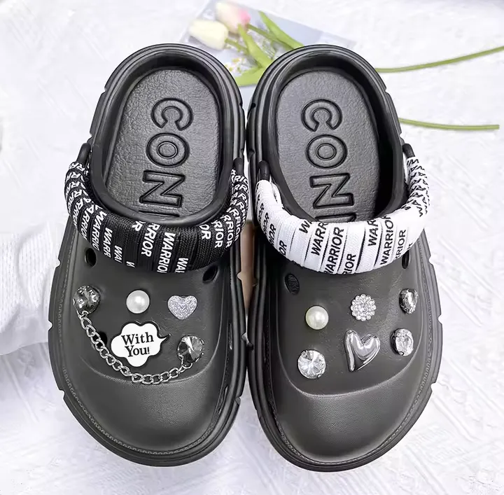 GlamPop™ Fashion Charms Sandals