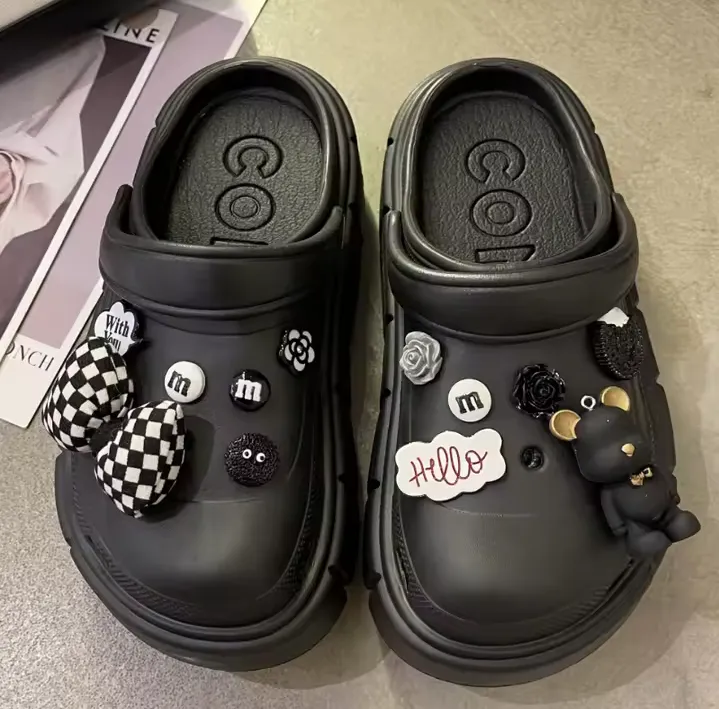 GlamPop™ Fashion Charms Sandals