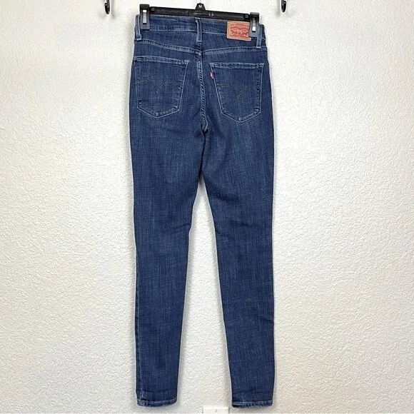 Levi's 721 High Rise Distressed Knee Skinny Jeans 30&quot; Inseam size 26x30