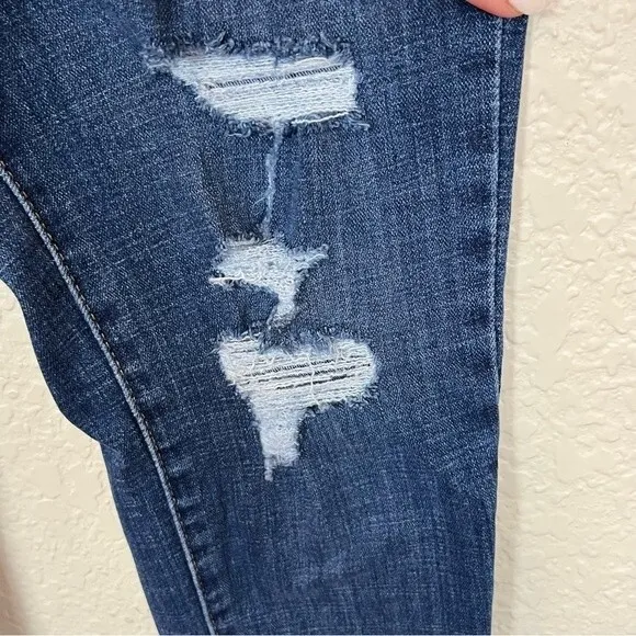 Levi's 721 High Rise Distressed Knee Skinny Jeans 30&quot; Inseam size 26x30