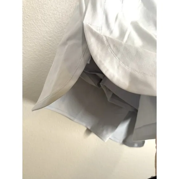 NWT ATHLETA Fairway Golf Skort 18&quot; Women's Sz 1X Light Gray Tennis Skirt Pockets