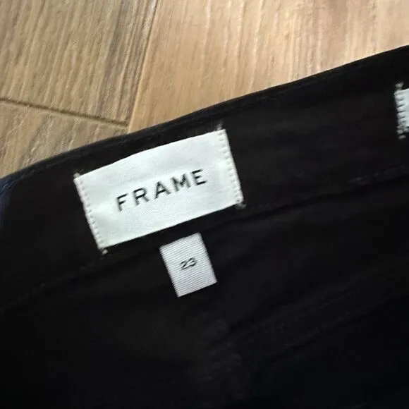 NWT Frame Le High Skinny Front Split in Film Noir