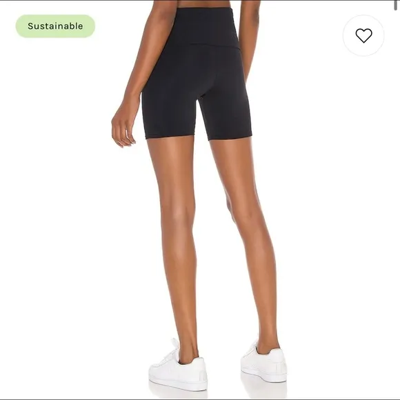 NWT Onzie High Rise 5” Biker Short in Black Size XS