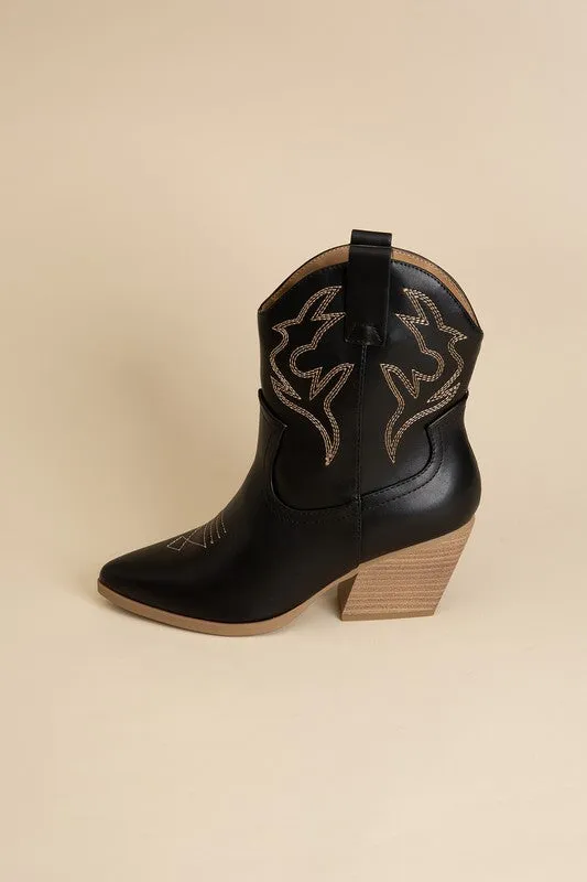 Pointed Toe Western Boots