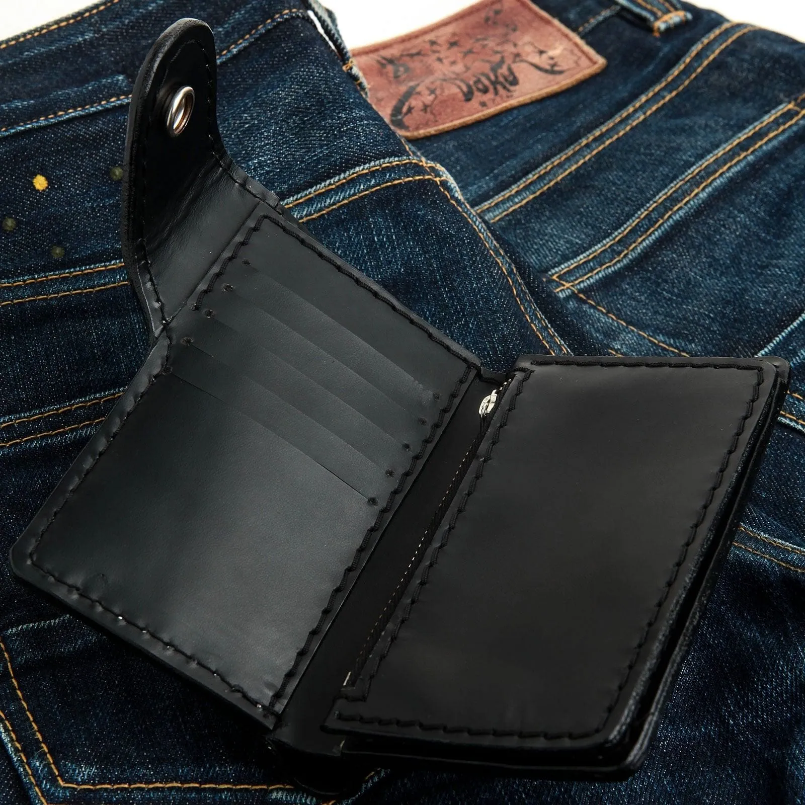 Red Stingray Leather Inlay Skull Rider Biker Wallet
