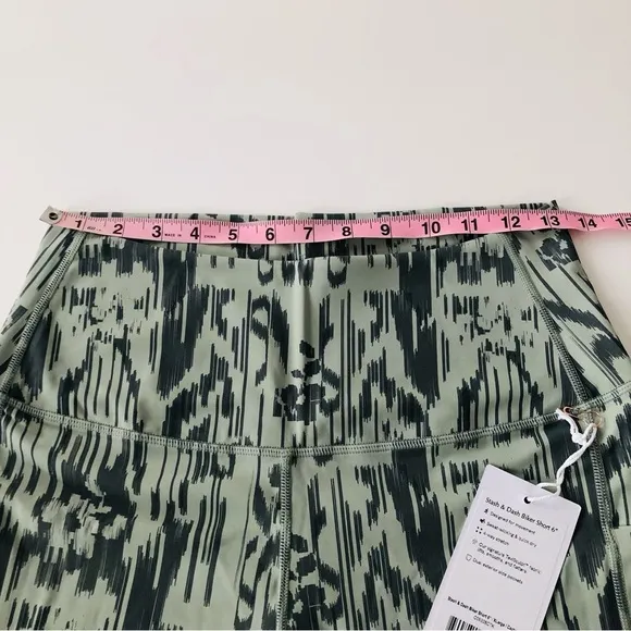 Tavi Active Stash &amp; Dash 6” Biker Short Green Size XL NWT