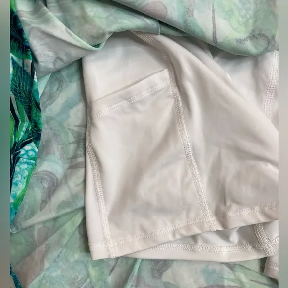 TOMMY BAHAMA ACTIVE Golf Tennis Knit Skort Azure Lagoon Tropical Print