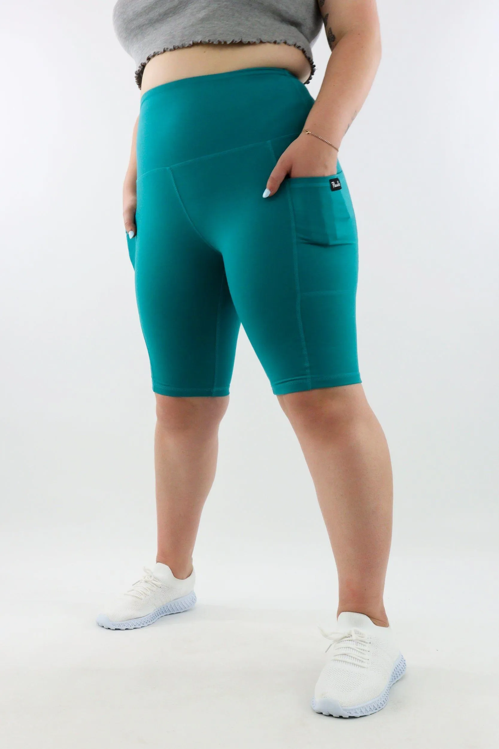 Turquoise - Leg Pockets - Long Shorts - Hybrid 2.0
