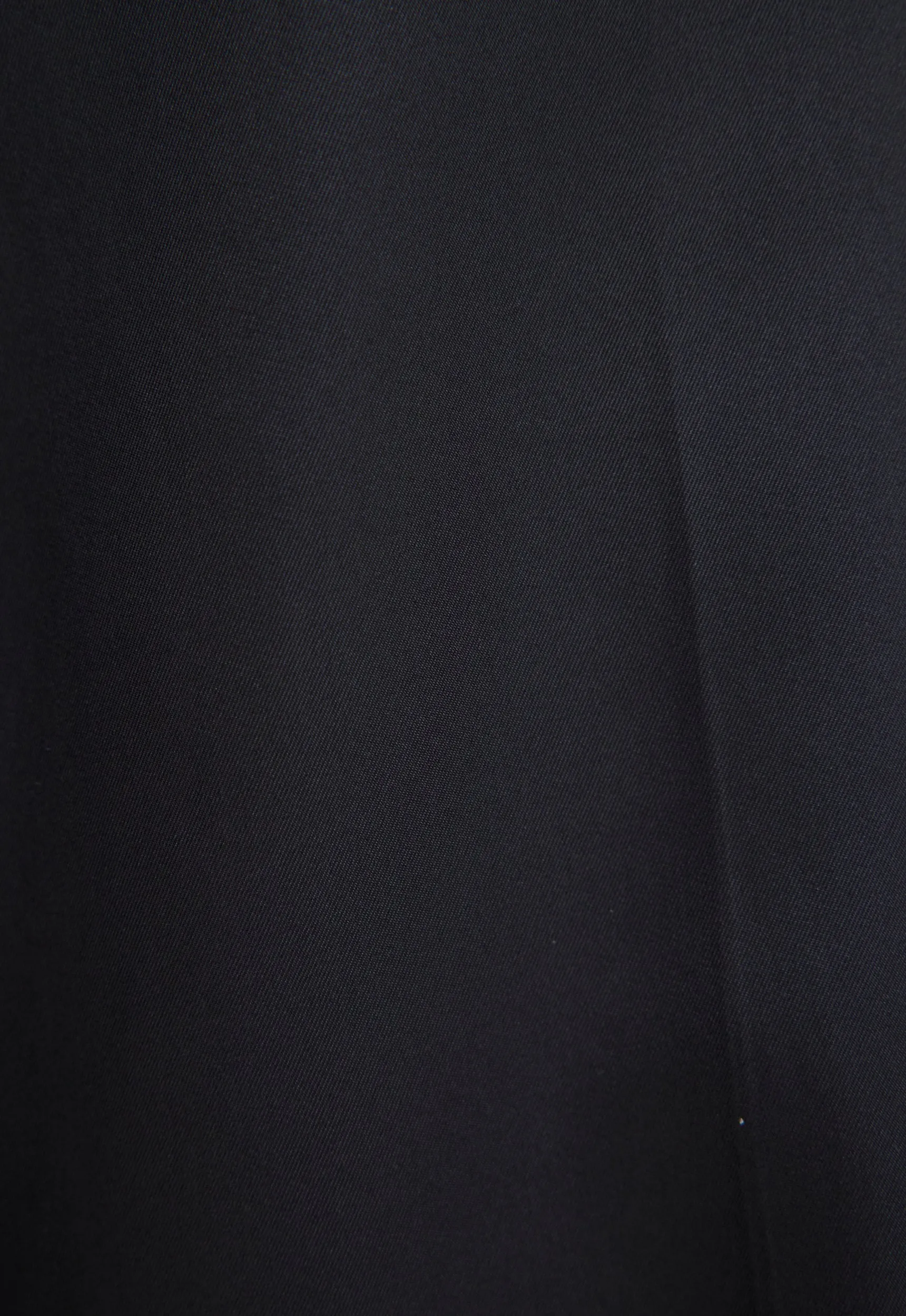 Wall Silk Short - Black