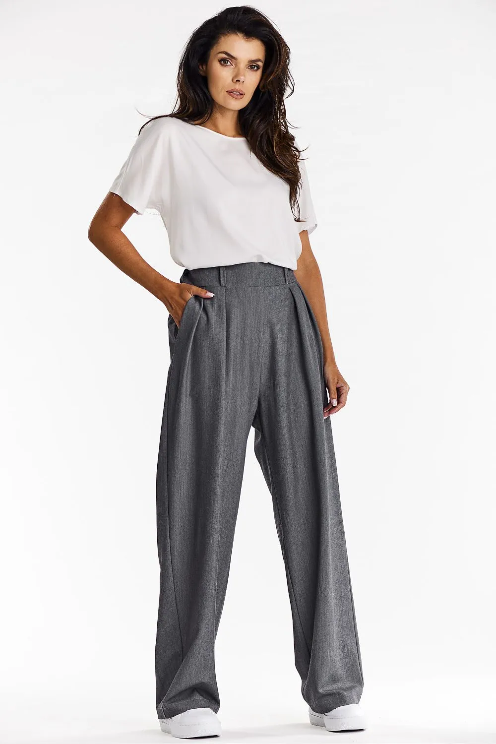 Women trousers model 200571 awama