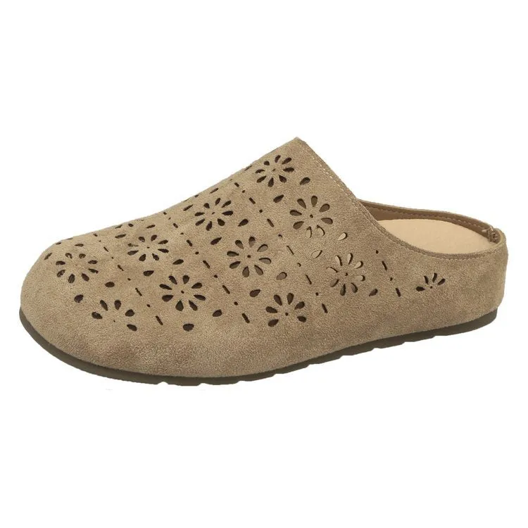 Women's clogs with floral perforations and comfortable sole W&W