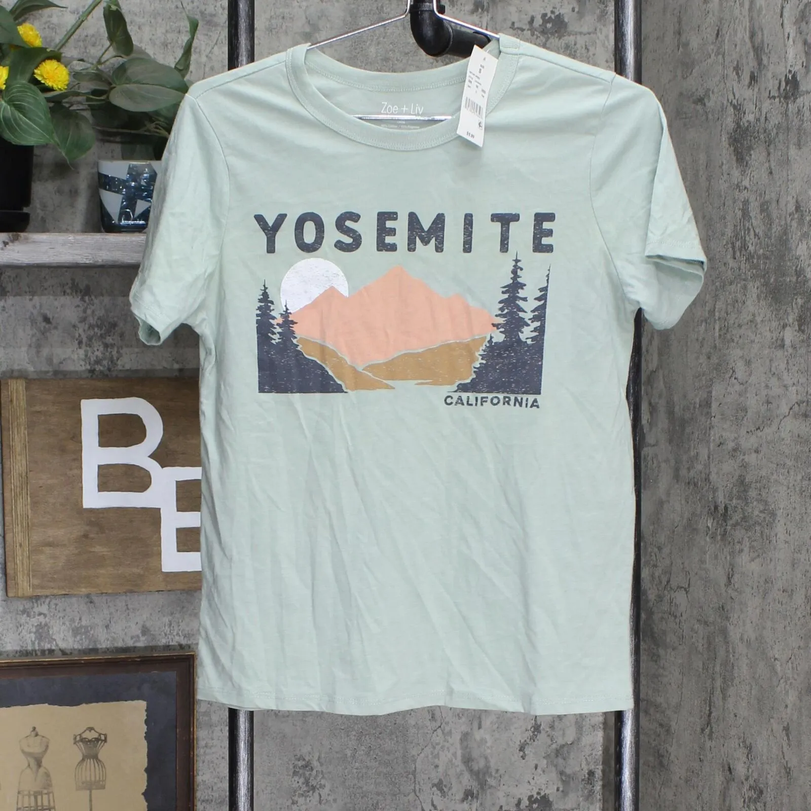 Zoe liv Women's Yosemite Short Sleeve Graphic T-Shirt